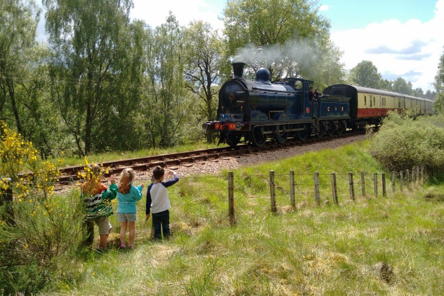 Steam train with kids