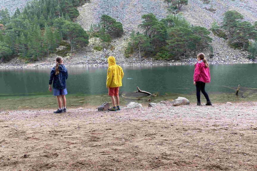 Green lochan with children