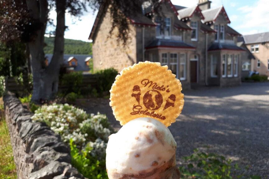 Ice cream shelter stone