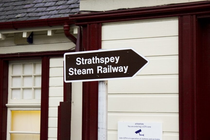 Steamrailwaysign